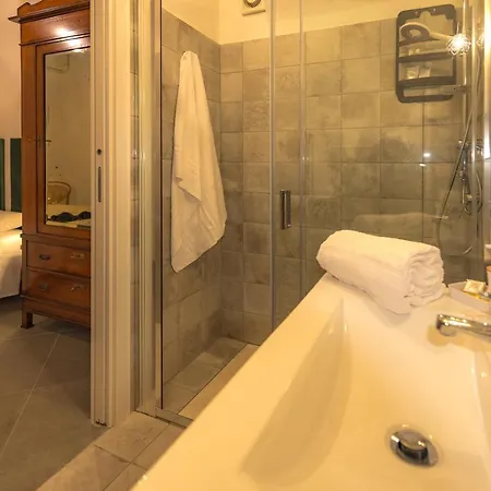 فندق مبيت وإفطار Amuni' تْرابْيا