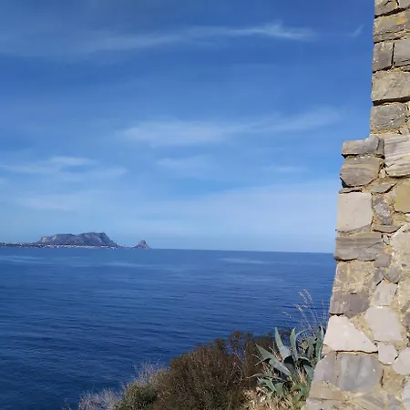 Amuni' فندق مبيت وإفطار